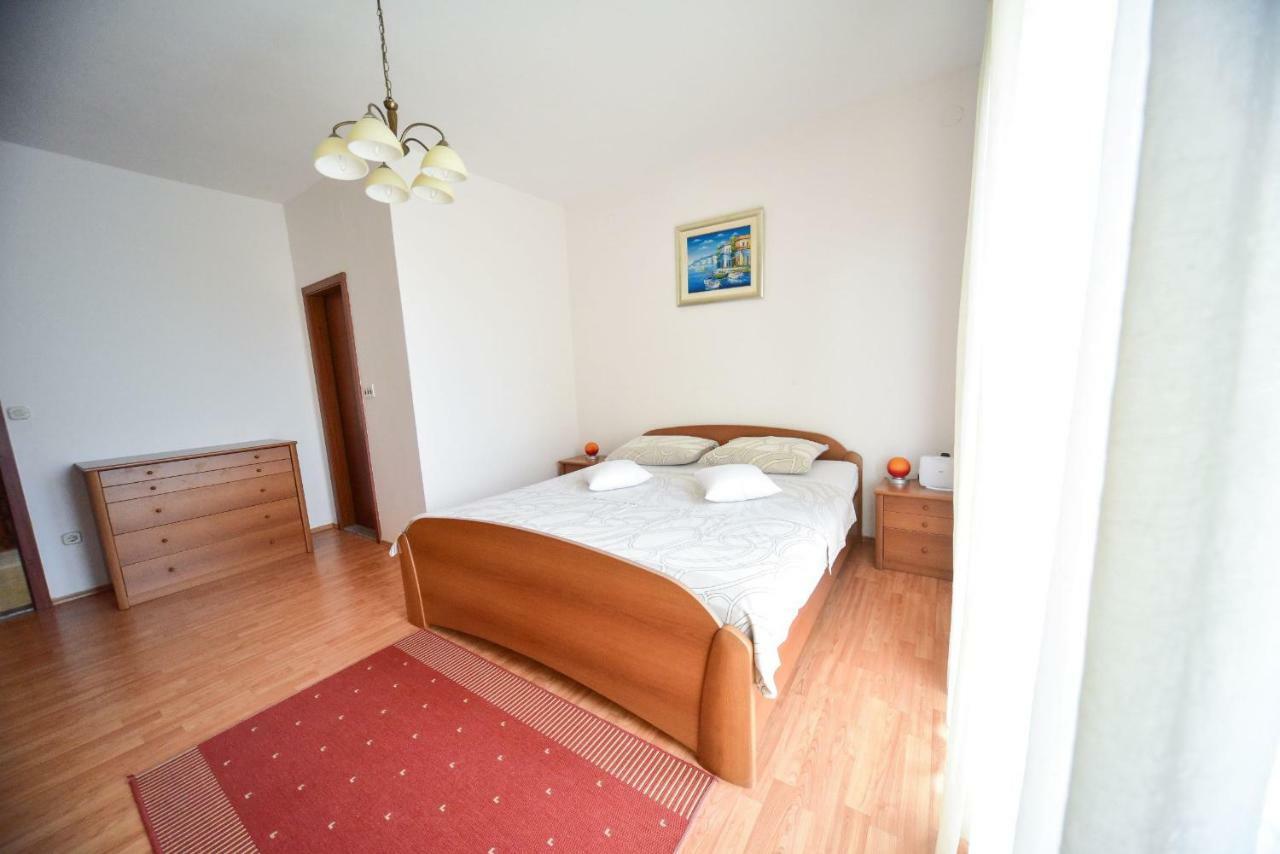 Apartment Marcella 1 Ljubač Exteriér fotografie